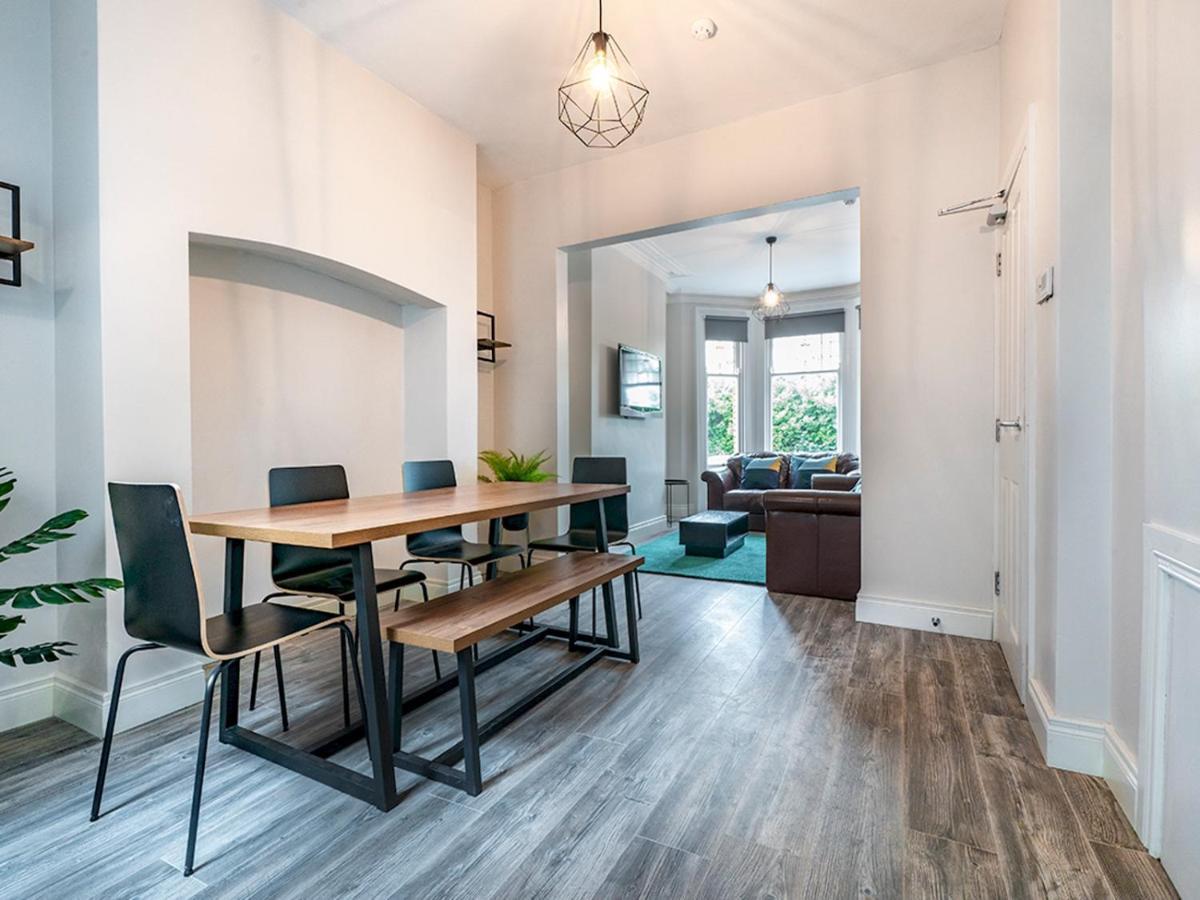Pass The Keys Beautiful 4Br Restored Red Brick Cafes And Park Belfast Exteriör bild